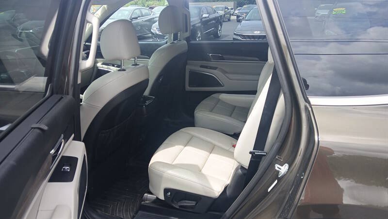 Used 2021 Kia Telluride SX w/ Towing Package AWD/4WD image 11