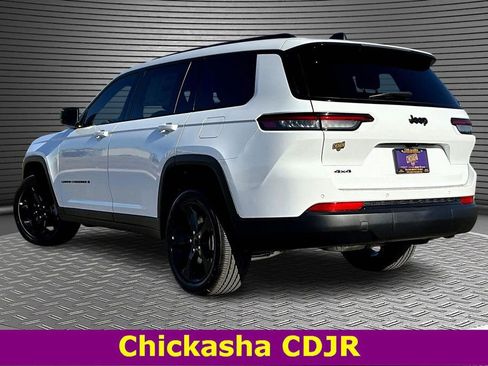 New 2025 Jeep Grand Cherokee L Altitude image 3