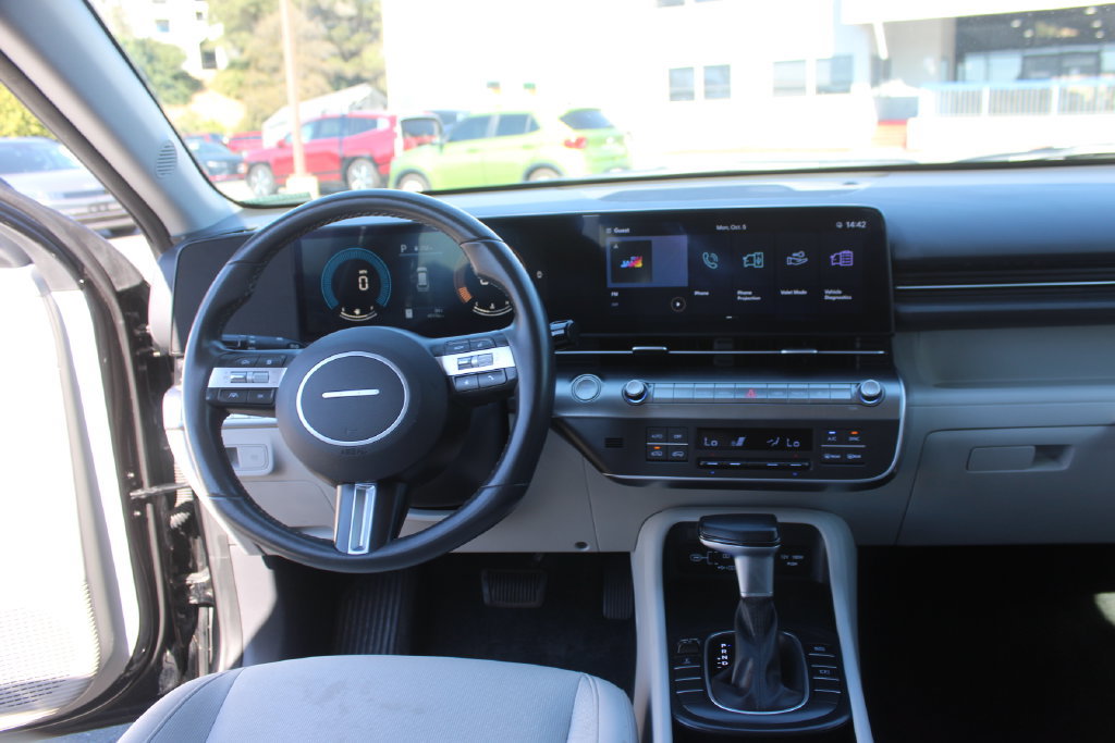 Used 2025 Hyundai Kona SEL AWD/4WD image 18