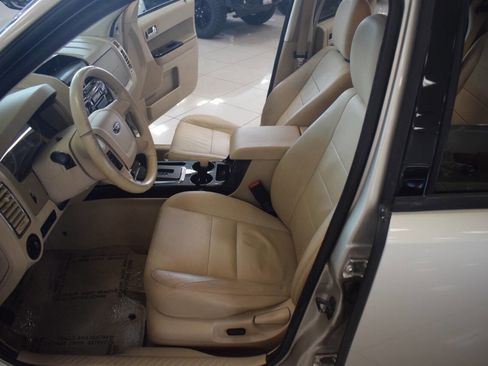 Used 2010 Ford Escape Limited image 62