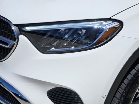 Certified 2026 Mercedes-Benz GLC 300 image 24