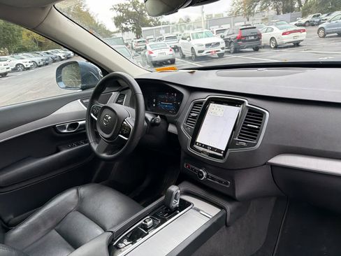 Certified 2024 Volvo XC90 B5 Core w/ Climate Package image 18