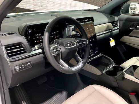 New 2026 GMC Terrain Elevation w/ Elevation Premium Package image 8