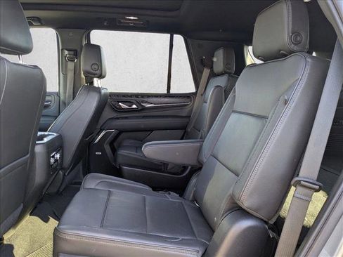 Used 2021 GMC Yukon Denali w/ Denali Premium Package image 23