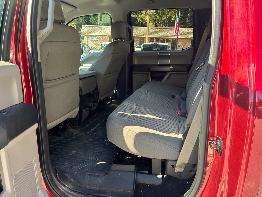 Used 2017 Ford F350 XLT w/ XLT Premium Package AWD/4WD image 26