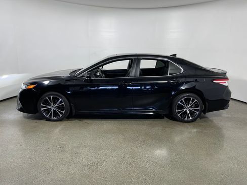 Certified 2020 Toyota Camry SE FWD image 6