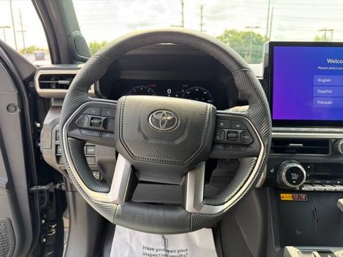 Used 2024 Toyota Tacoma Limited w/ Limited Package (LT) AWD/4WD image 24