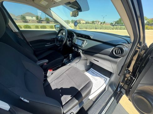 Used 2023 Nissan Kicks S w/ Interior Electronics Package FWD image 32