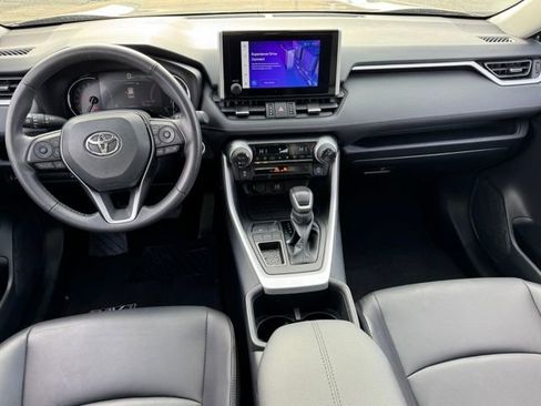 Used 2024 Toyota RAV4 XLE Premium image 15