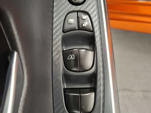 Used 2024 Nissan Sentra SR w/ SR Premium Package FWD image 14