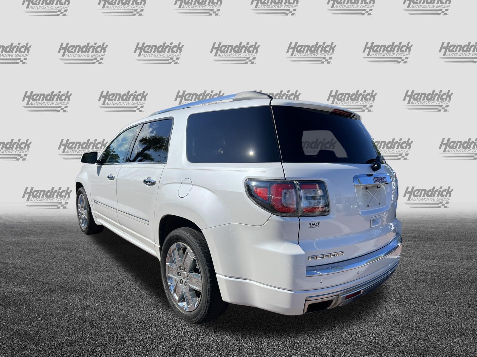 Used 2016 GMC Acadia Denali FWD image 8