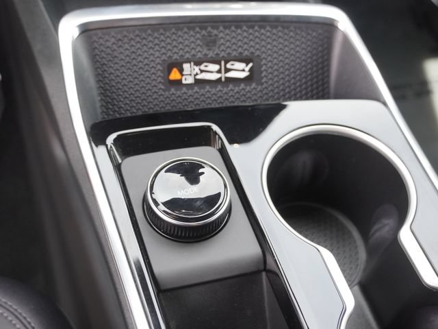 Used 2026 Chevrolet Equinox LT w/ Convenience Package II FWD image 26