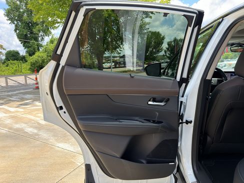 New 2026 Nissan Murano Platinum w/ Cargo Package AWD/4WD image 13