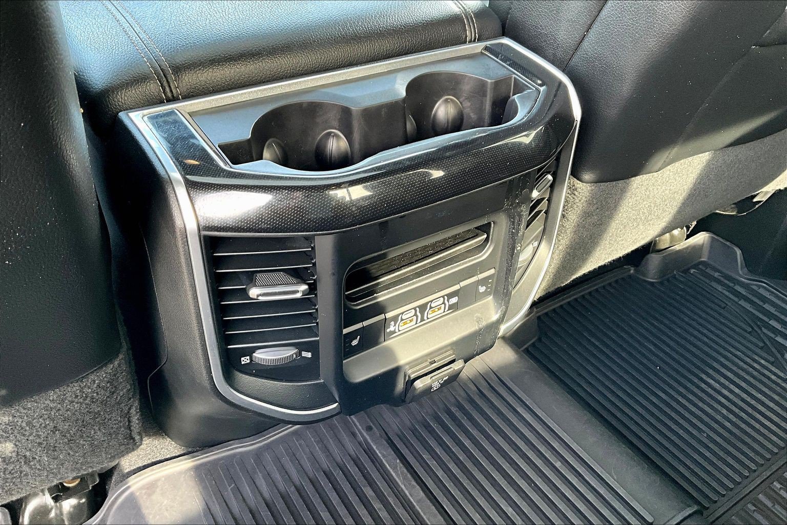Used 2020 RAM 3500 Laramie AWD/4WD image 31