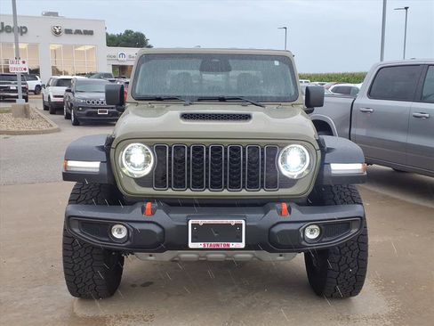 Used 2026 Jeep Gladiator Mojave AWD/4WD image 26