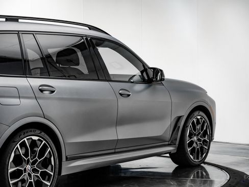 Used 2023 BMW X7 M60i w/ Executive Package image 15