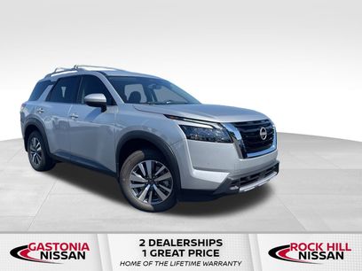 New 2025 Nissan Pathfinder SL