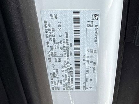 New 2026 Ford Transit 250 148 Medium Roof w/ Load Area Protection Package RWD image 20