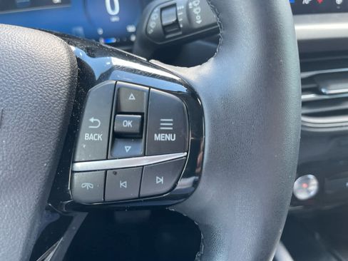 Used 2023 Ford Escape Active w/ Tech Pack #2 AWD/4WD image 12