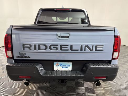 New 2026 Honda Ridgeline Black Edition image 8