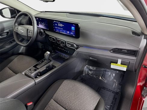 Certified 2026 Nissan Sentra SV w/ SV Convenience Package FWD image 27