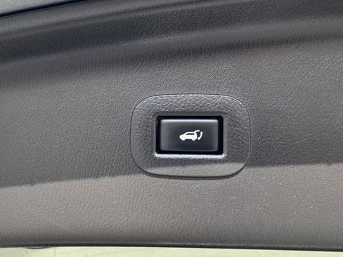 Used 2019 Nissan Armada SL w/ Premium Package image 33