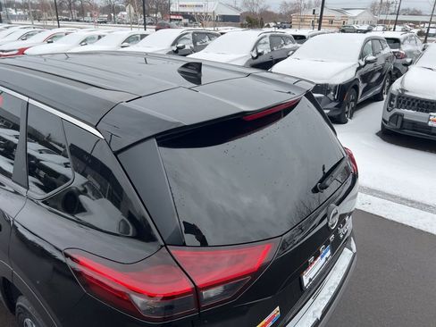 Certified 2023 Nissan Rogue SV image 36