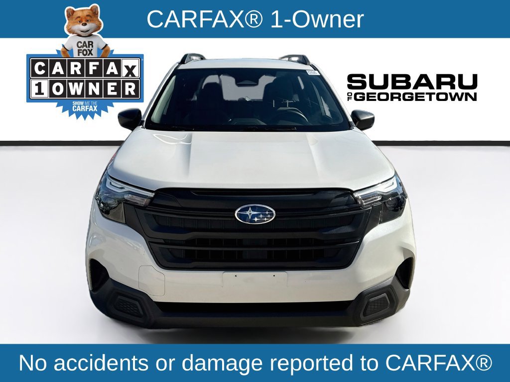 Used 2025 Subaru Forester AWD/4WD image 2