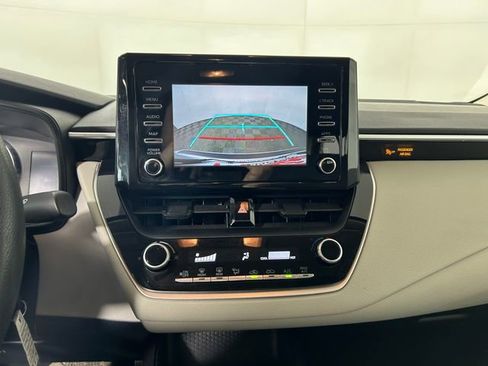 Used 2020 Toyota Corolla L image 23