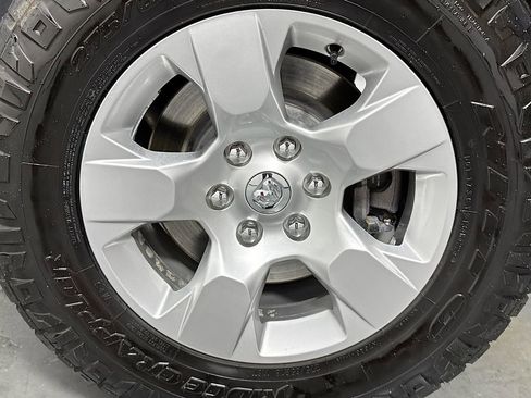 Used 2020 RAM 1500 Big Horn image 29