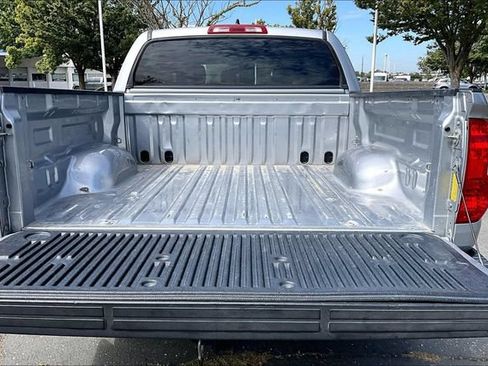 Used 2020 Toyota Tundra SR5 w/ SR5 Upgrade Package AWD/4WD image 35