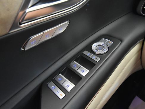 Used 2021 Genesis GV80 2.5T image 32