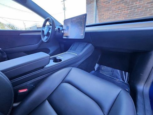 Used 2023 Tesla Model Y Long Range image 50