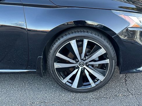 Used 2019 Nissan Altima 2.5 Platinum image 12