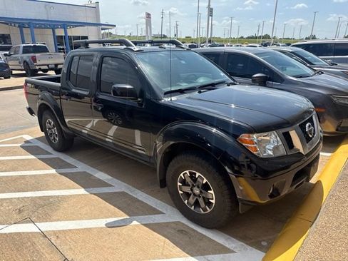 Used 2020 Nissan Frontier PRO-4X w/ Pro-4x Utility Package AWD/4WD image 10