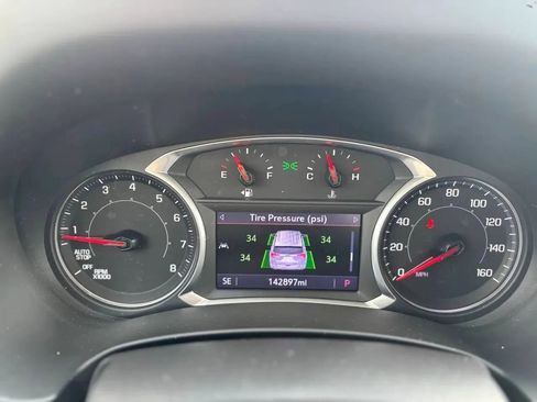 Used 2022 GMC Terrain SLE w/ Driver Convenience Package AWD/4WD image 14