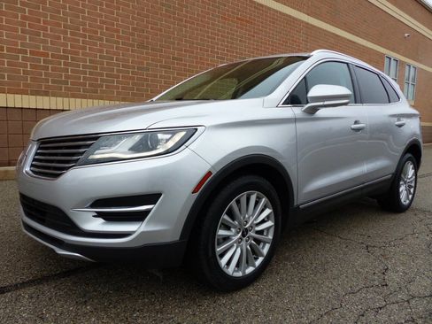 Used 2019 Lincoln MKC Premiere image 6
