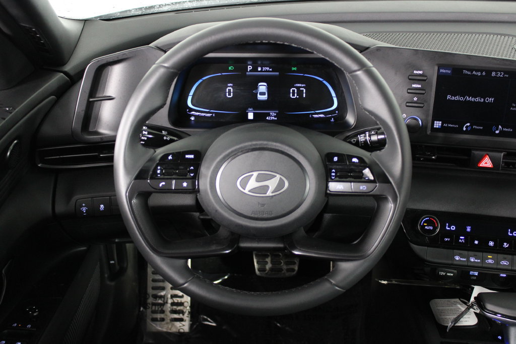 Certified 2026 Hyundai Elantra Sport FWD image 21
