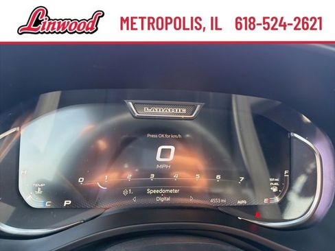 Used 2025 RAM 1500 Laramie w/ Night Edition image 22