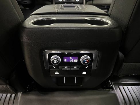 Certified 2024 GMC Yukon AT4 AWD/4WD image 36