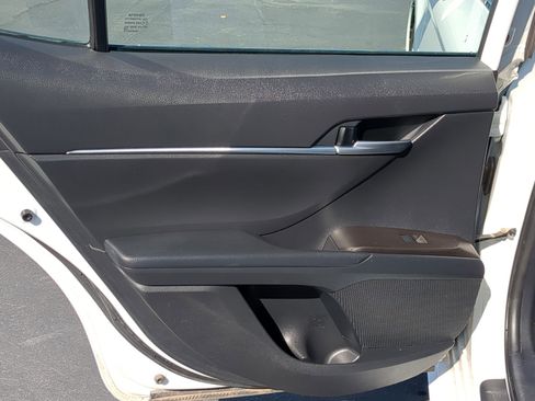 Used 2024 Toyota Camry LE image 28