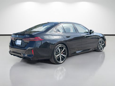 New 2027 BMW 540i xDrive w/ M Sport Package AWD/4WD image 3
