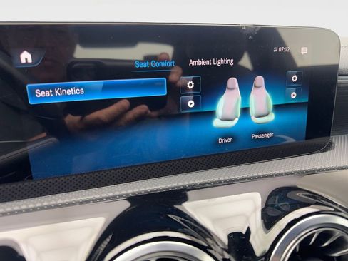 Used 2023 Mercedes-Benz CLA 250 4MATIC w/ Premium Package image 62