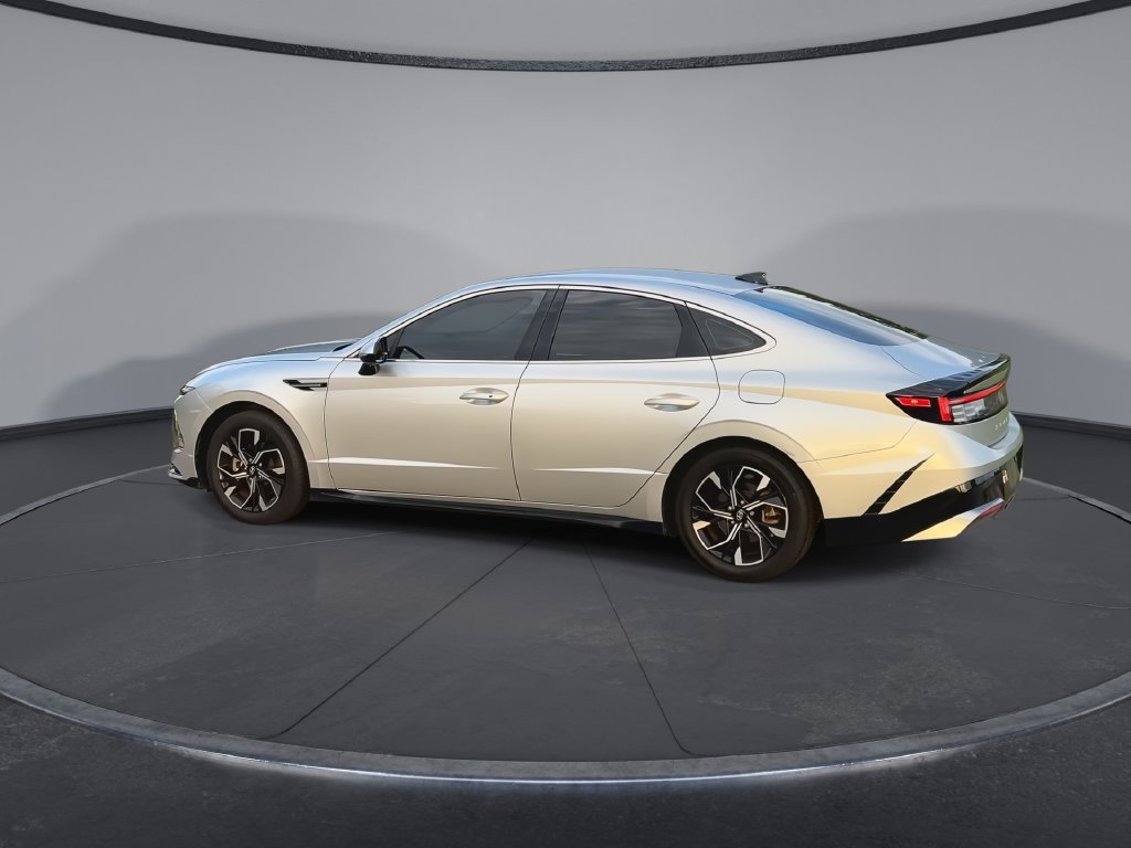 Used 2024 Hyundai Sonata SEL FWD image 6