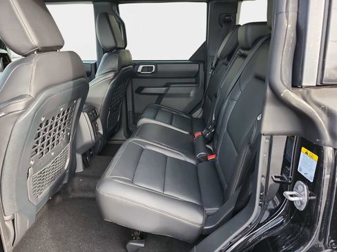 New 2025 Ford Bronco Badlands AWD/4WD image 15