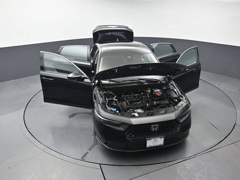 Used 2023 Honda Accord EX image 53