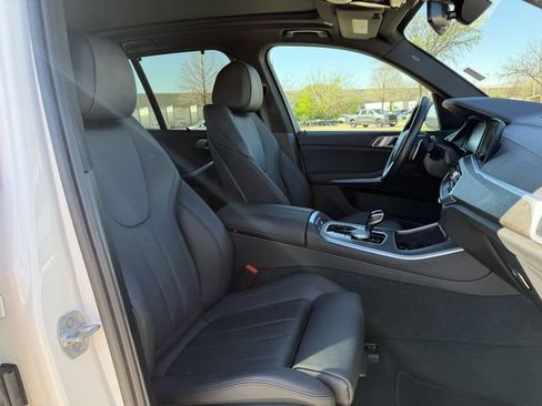 Used 2022 BMW X5 sDrive40i w/ Premium Package image 29