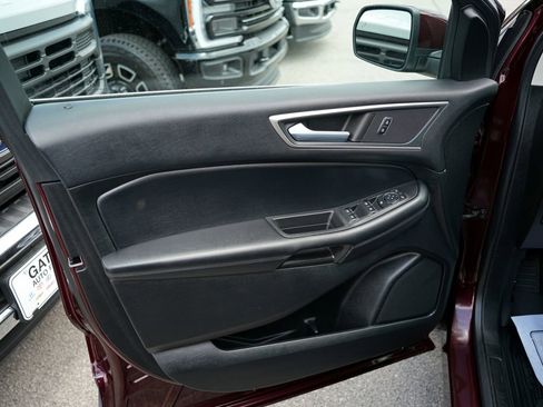 Used 2022 Ford Edge SEL w/ Convenience Package AWD/4WD image 17