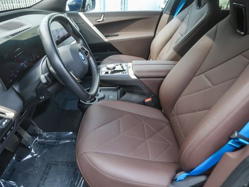 Certified 2023 BMW iX xDrive50 w/ BMW I Signature Blue Package image 14