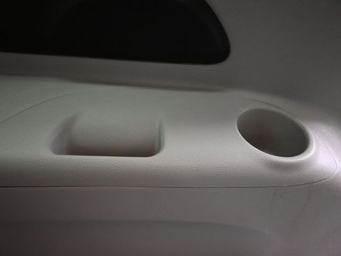 Used 2021 Chrysler Pacifica Touring-L FWD image 51